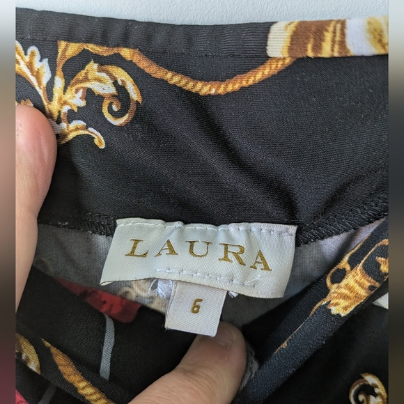 LAURA Women Wide Leg Pants Size 6 Black Red And Gold Colors Stretch Chains Roses - Picture 4 of 8